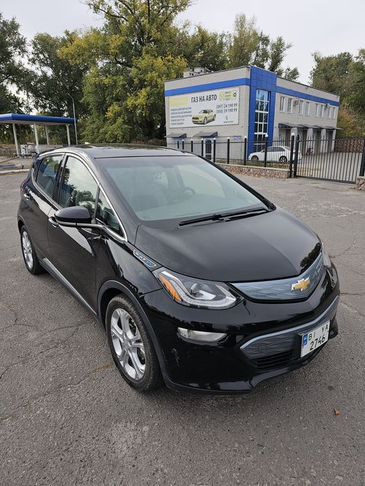 Продам Шевроле болт