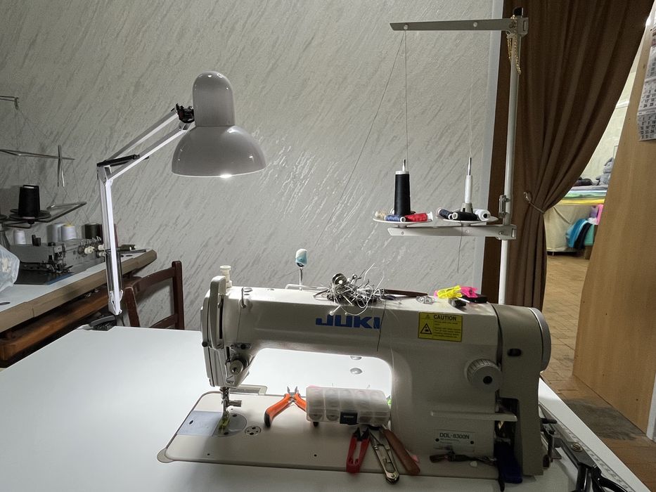 Швейна машинка JUKI