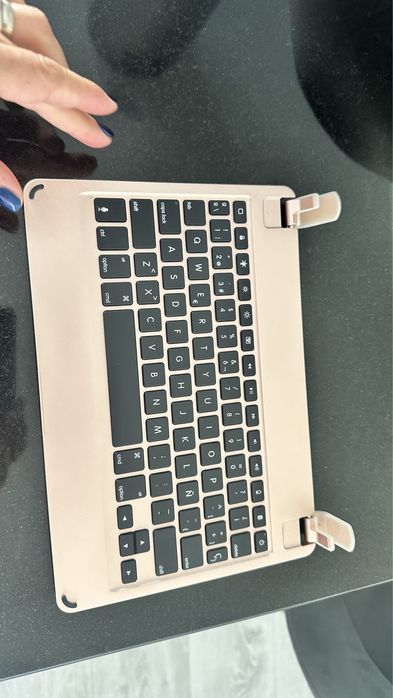 Teclado Brydge para IPad 10.5”