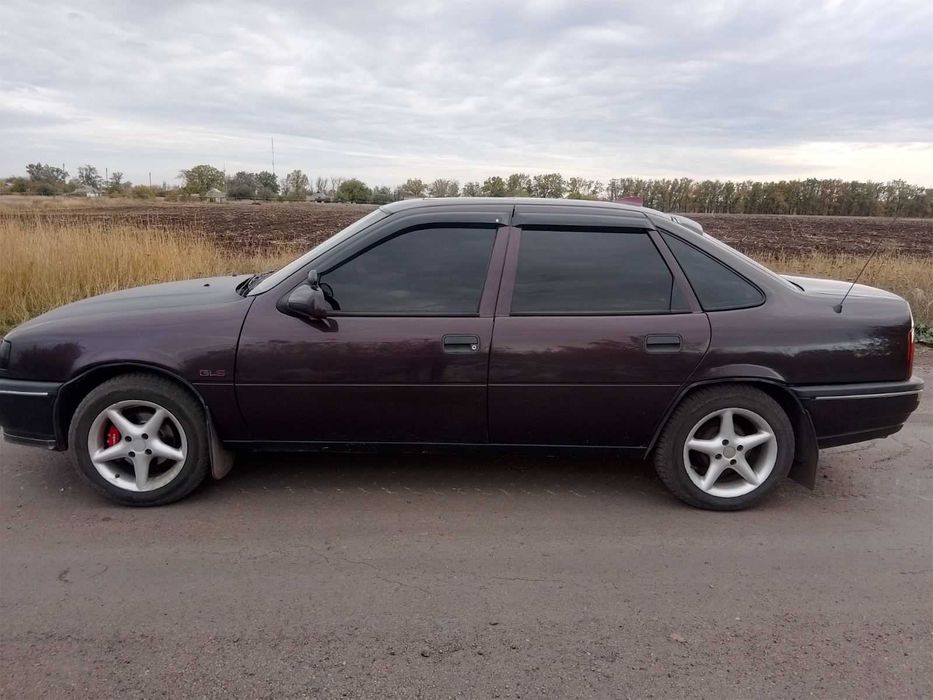 Продам легковий автомобіль Opel Vectra А