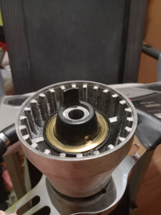 Vendo volante com cubo para bmw e30