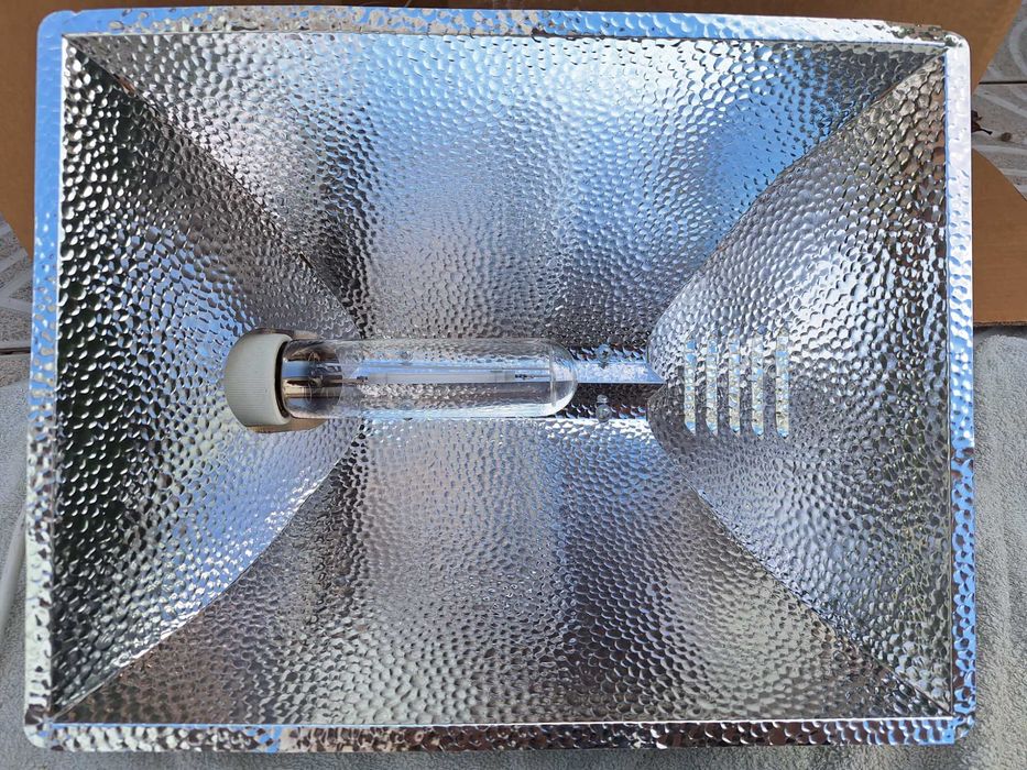 Kit iluminação estufa Agrolite HPS 150W  c/ reflector