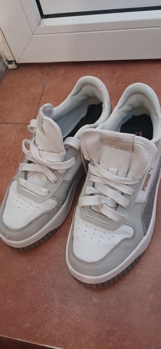 Кросівки кеди жіночі Puma Carina Street
код: 163746
Puma Carina Stre