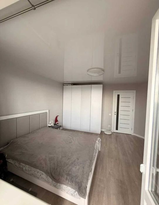 Продам 3 к. кв. Холодная Гора (405263)