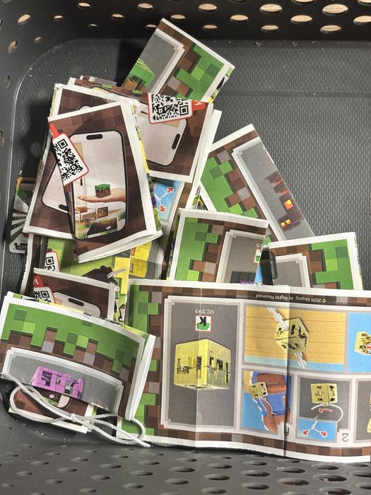 Figurki Minecraft Kinder Joy