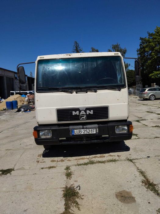 MAN
