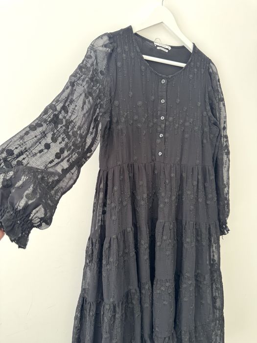 Reserved szyfonowa sukienka midi Haft