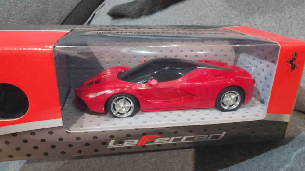 Auto Ferrari zabawka