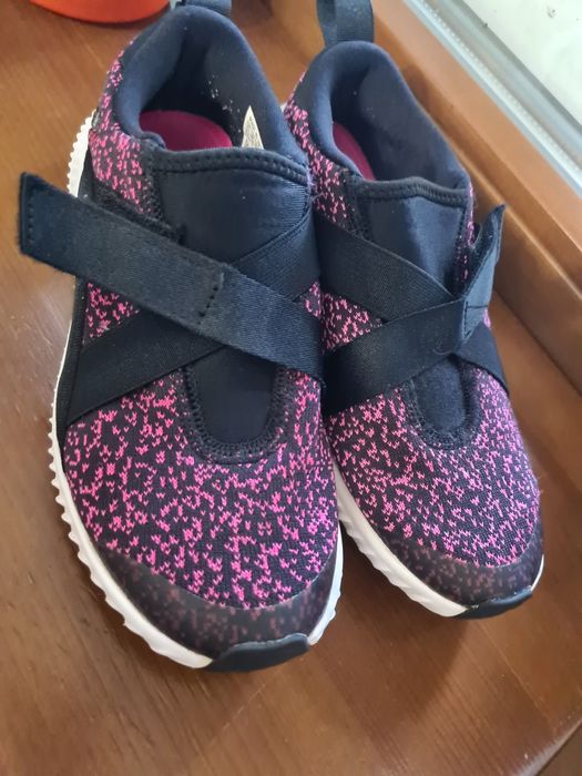 Кроссовки Adidas