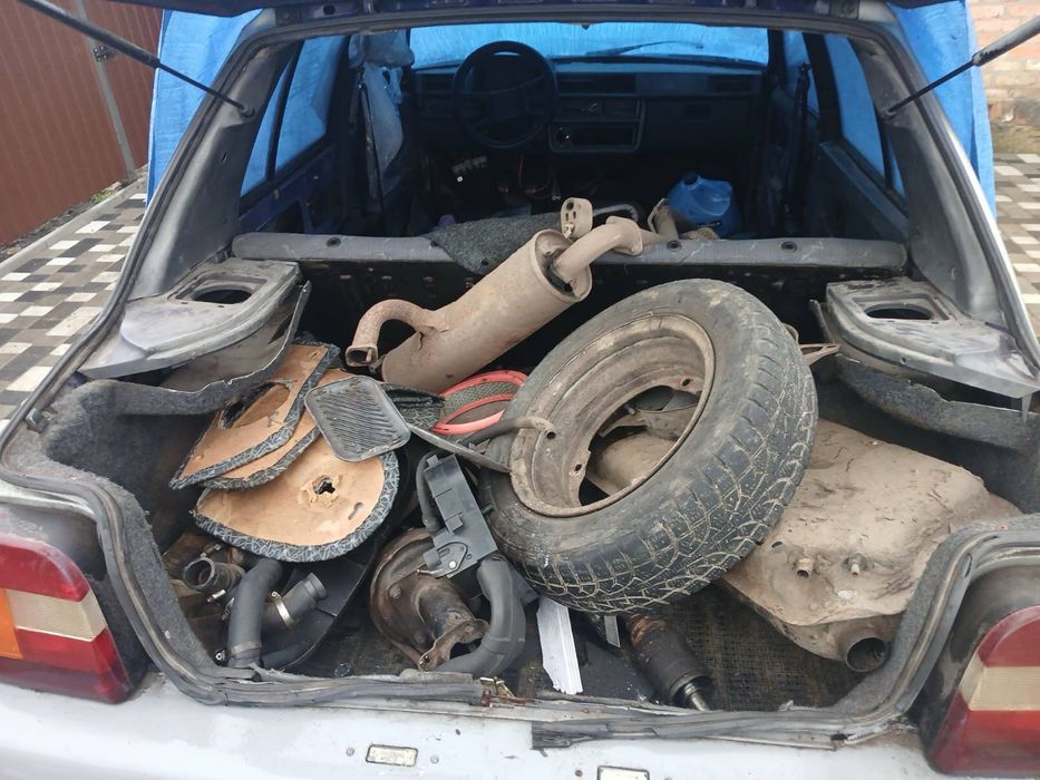 Продам славуту по запчастинах або в такому стані як є