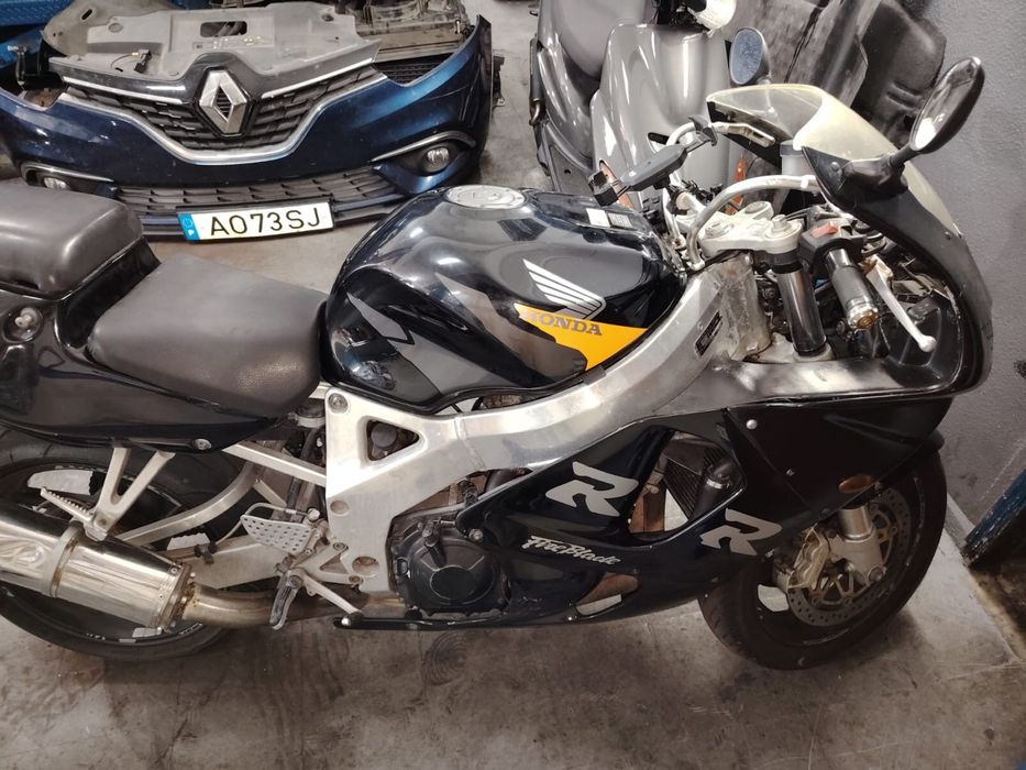 Cbr 900cc 1995 em bom estado