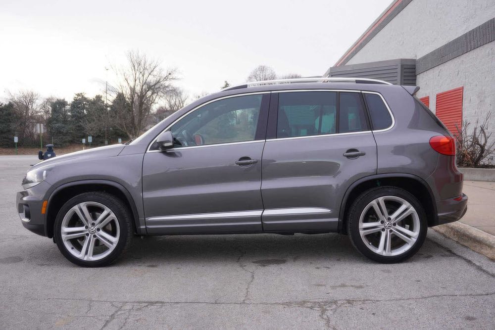 Volkswagen Tiguan 2.0T R-Line 4Motion      2016