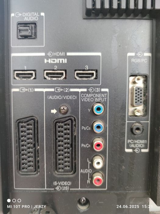 TV TOSHIBA 40LV685D uszkodzony