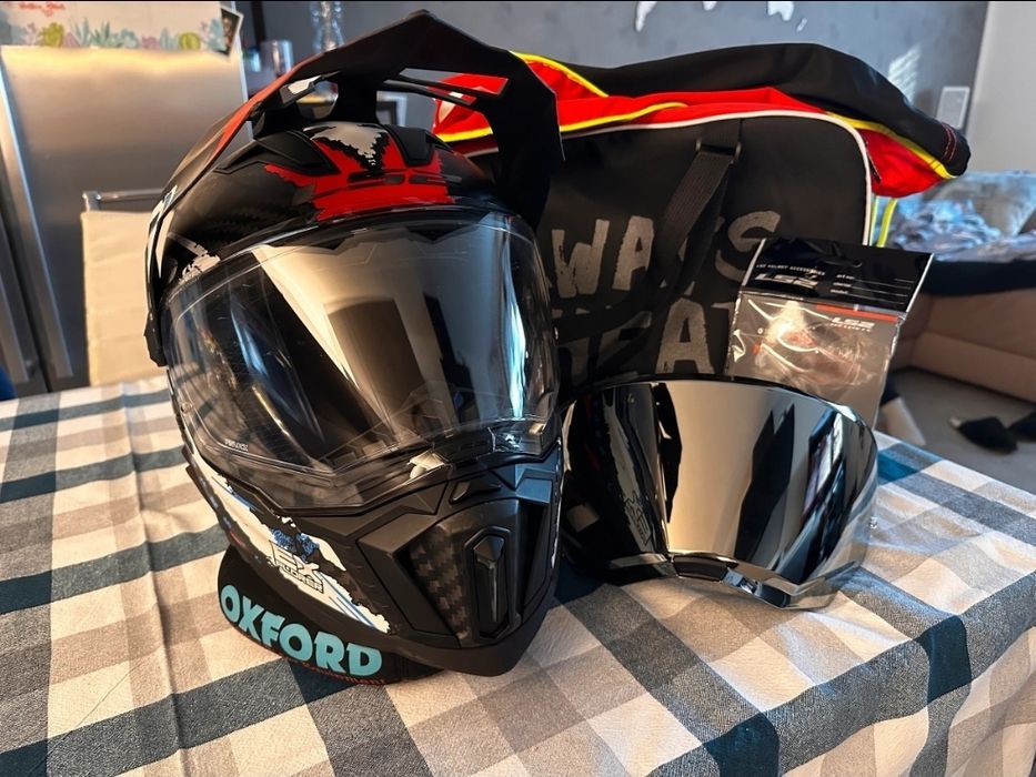 Capacete Ls2 Explorer carbon