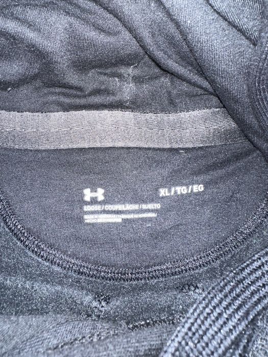 Продам Худи Under Armour