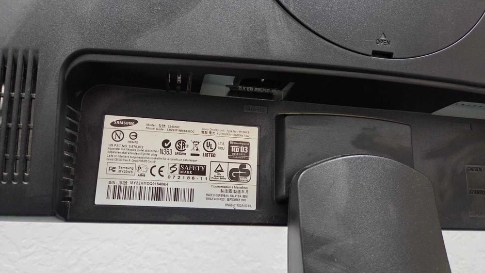 Монитор LED, "SAMSUNG 2243nw", 22 д,