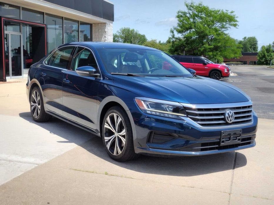 Volkswagen Passat      2022