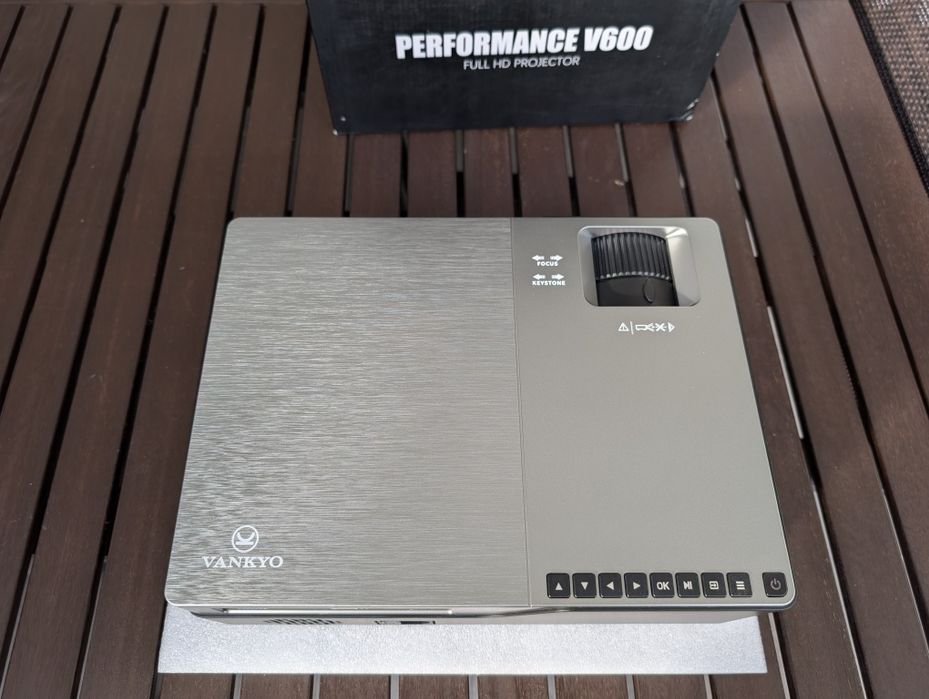 Projetor Fulll HD Vankyo Performance v600