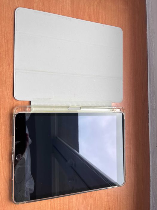 iPad 9. generacji 64 GB Wi-Fi