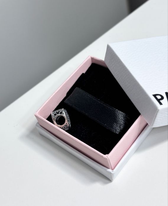 Charms serce Pandora
