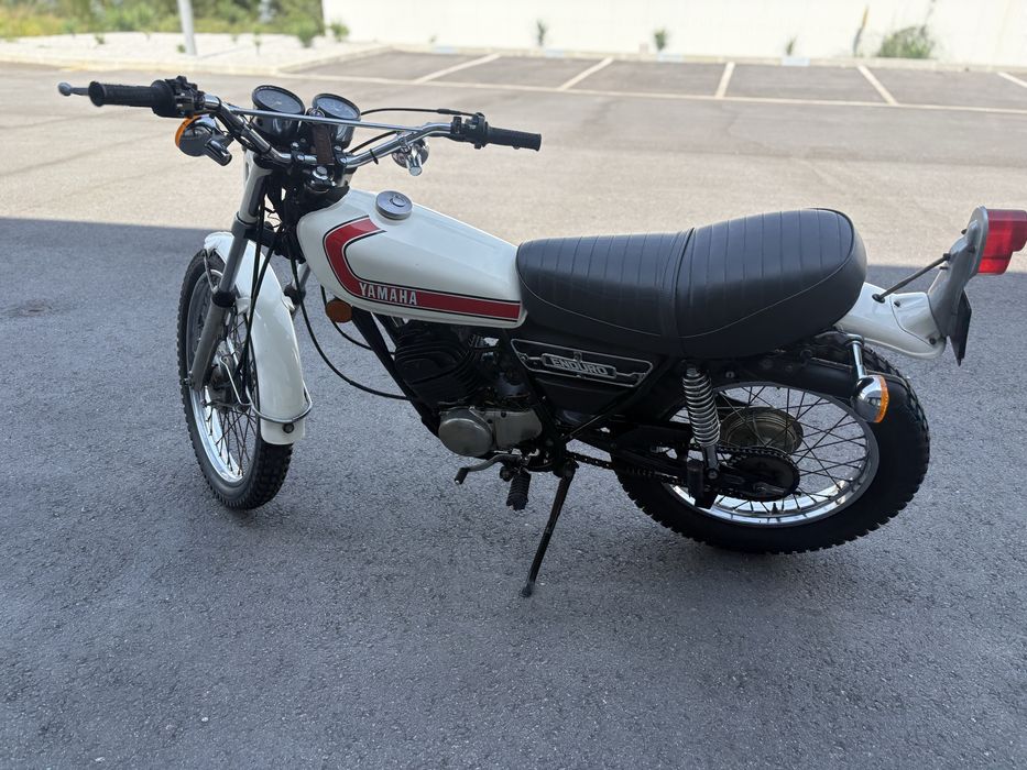 Yamaha Enduro 175 c.c. ( nacional )