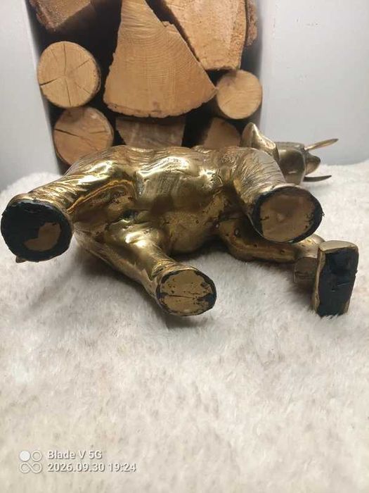 Monumentalna Rzeźba Gabinetowa – Słoń z Mosiądzu (3,4 kg / Vintage)