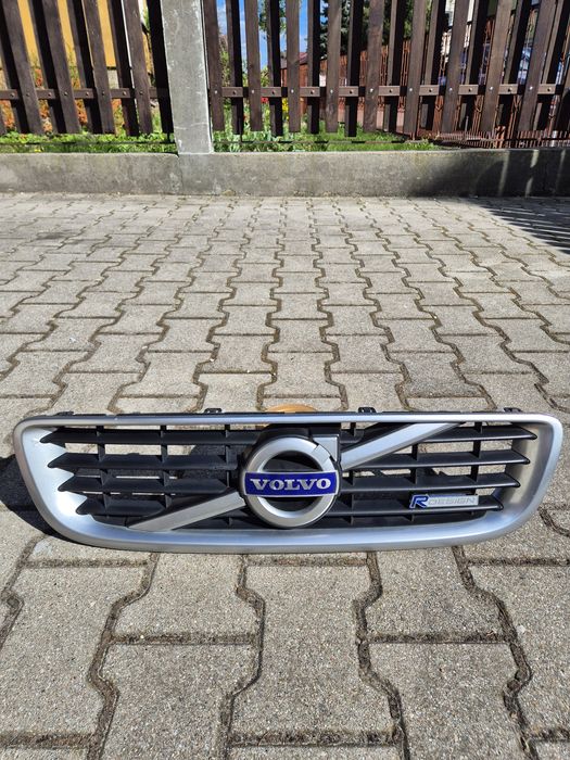 Grill Volvo S40/V50 Duże logo R-Design atrapa zderzaka 31290533