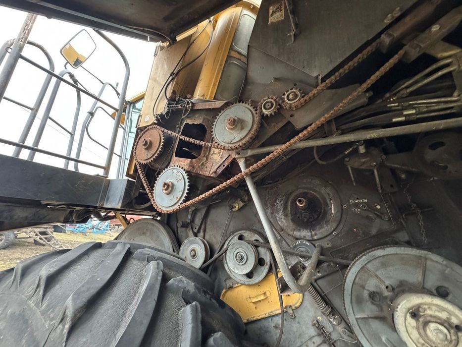 Комбайн CAT Lexion 460