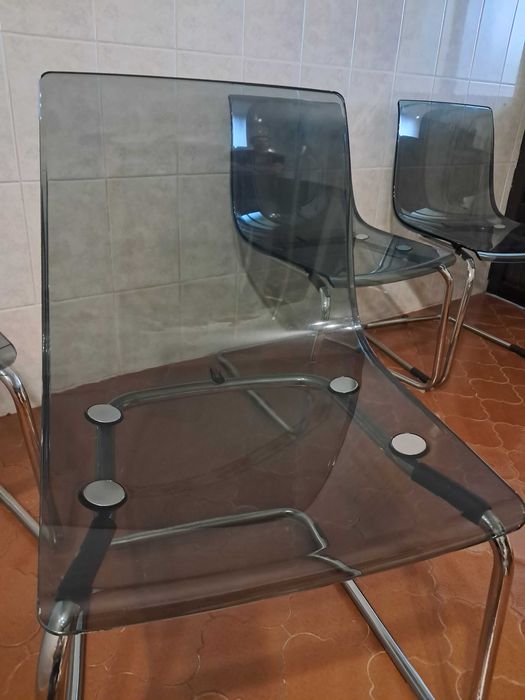 Conjunto de quatro cadeiras transparente/cromado Tobias Ikea