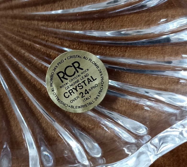 Guarda jóias de cristal