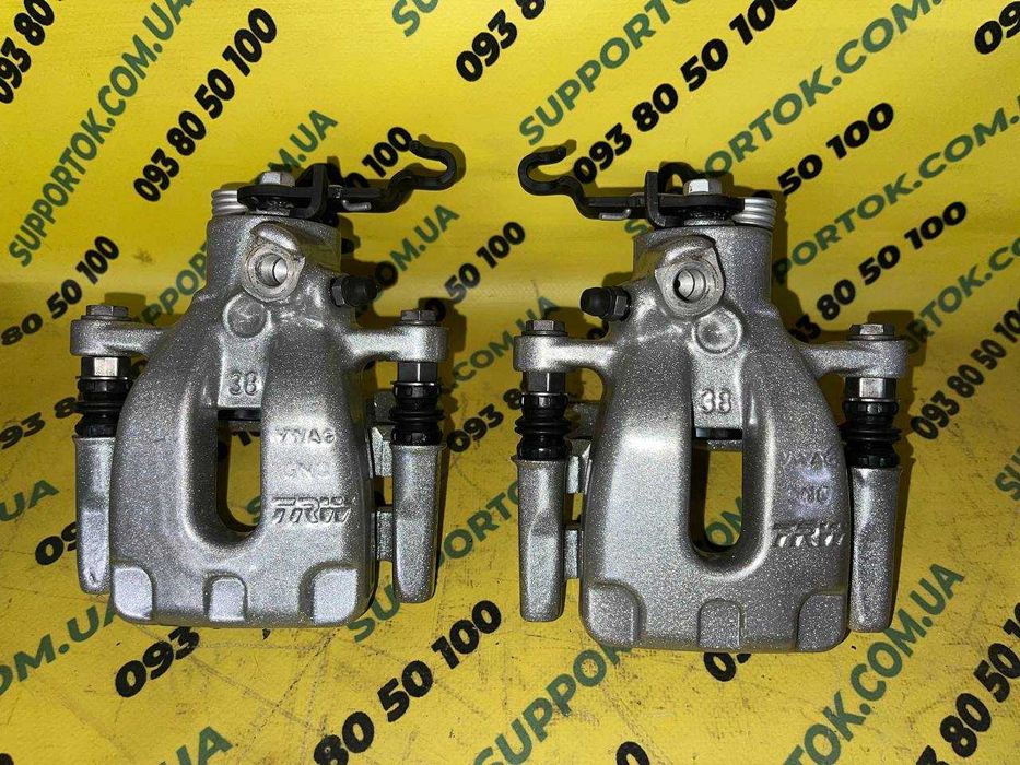 Супорта задні до Шкода А7 Skoda Octavia III A7 лівий правий задній