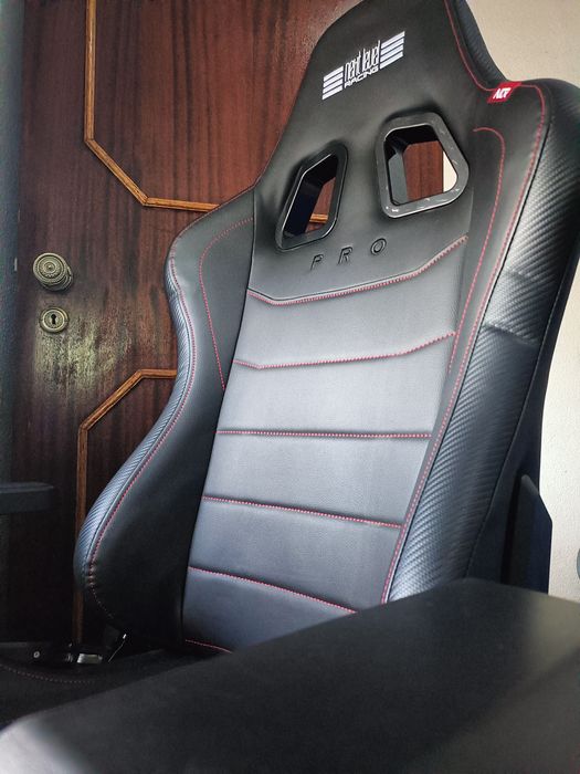 NLR Pro Gaming Chair Leather Edition