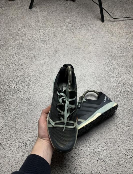 Кросівки adidas terrex gore-tex 38.5