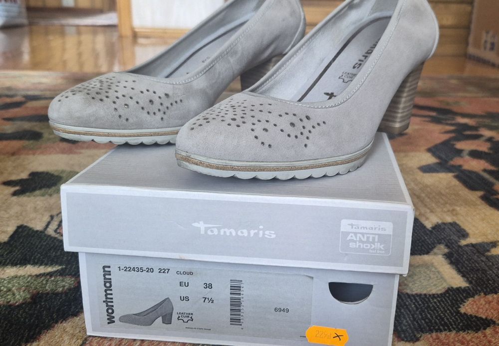 Promocja Skórzane czółenka tamaris r. 38
