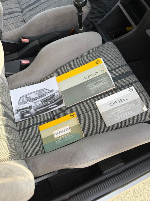 Opel ascona Sprint 1.8i