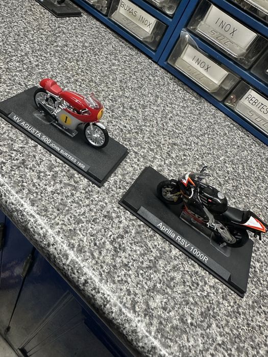 Motos valentino rossi escala 1.18