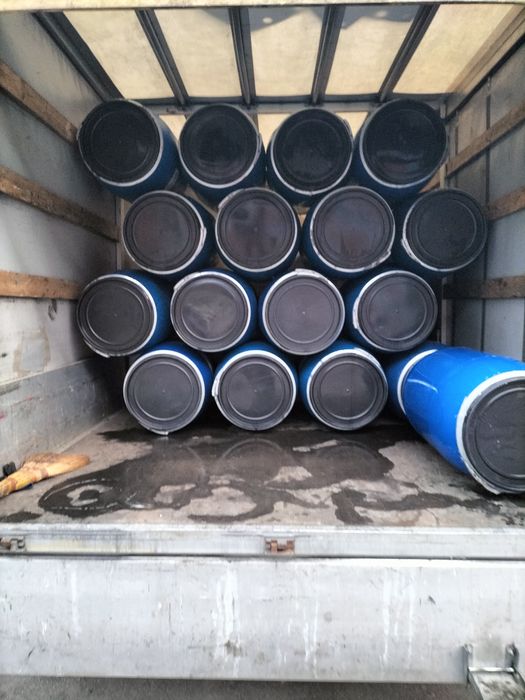 Продам бочки на 160л бу харчові миються водою