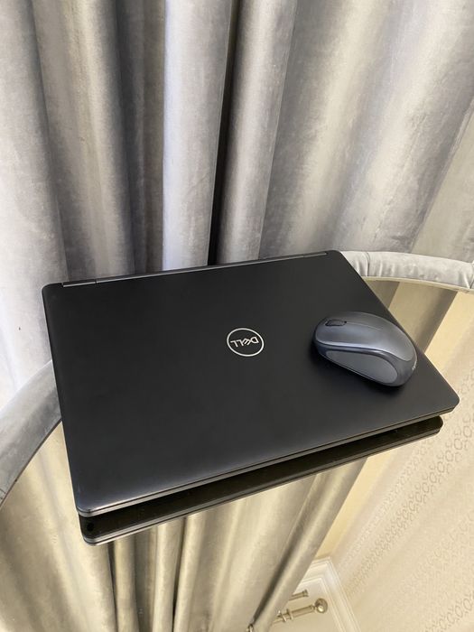 Ноутбук Dell Latitude 5490