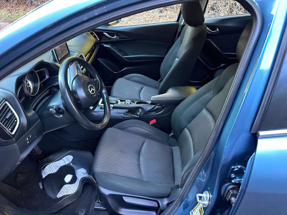 Mazda 3 i Sport      2016