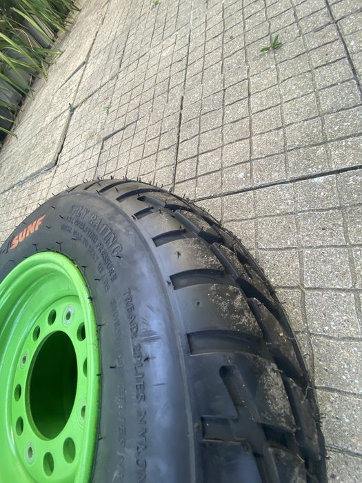 Jantes originais kawasaki com pneus estrada