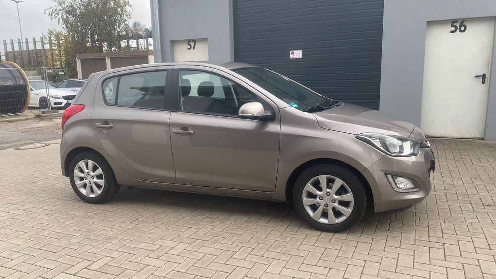 Hyundai i20