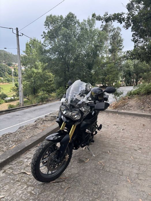 Triumph Tiger 800 | Arrow, protecções e baú | Pneus novos