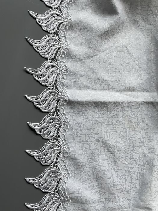 Bieznik obrus serweta 100x50 biały azur gipiura  haft