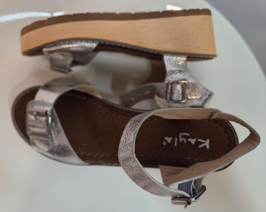 Sandały Srebrne Na Koturnie  Rozm: 37