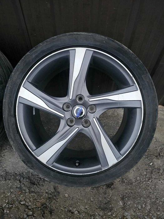 Диски R18 5*108 ET55 Dia-65.1 Volvo S40 V50 Вольво Шини 235/40/R18: 80 ...