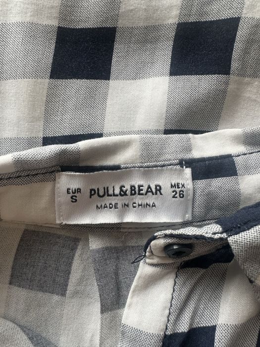 Biało-granatowa damska koszula w kratę kratka wiskoza S 36 Pull&Bear