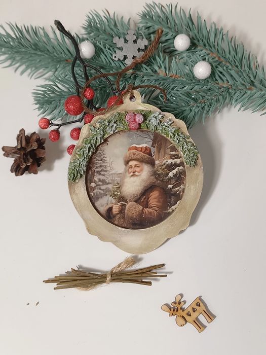 Вінтажні іграшки ручної роботи на ялинку