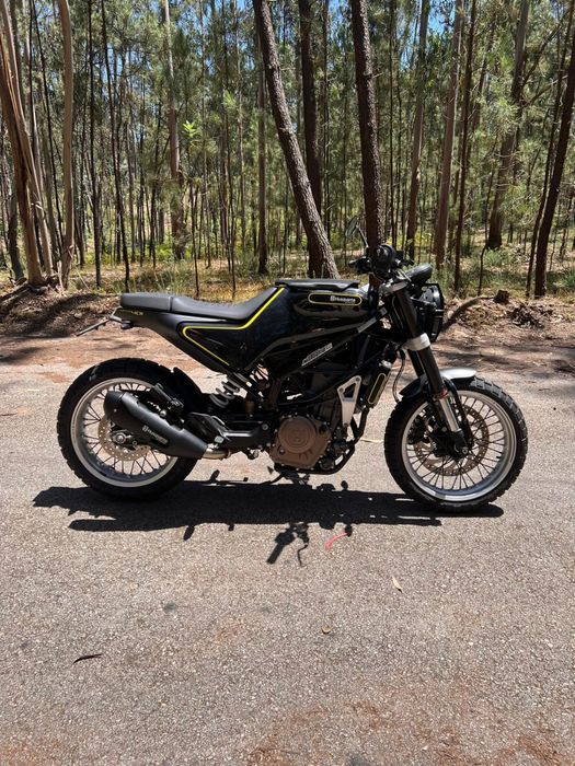 Husqvarna Svartpilen 401