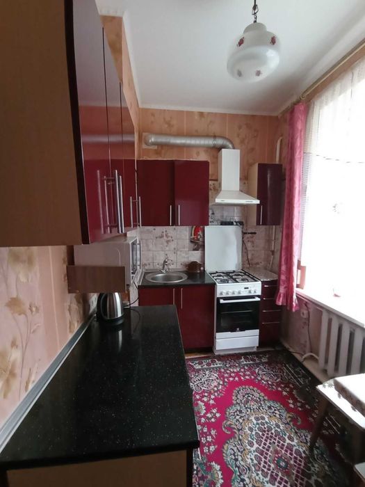 Довготривала оренда 3-х кім. квартири. Район Центр ближній.
