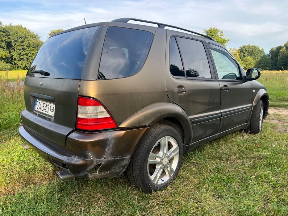 Mercedes ML55 AMG V8